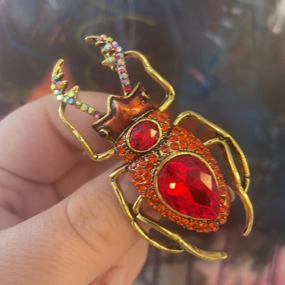 RED Beetle Brooch Pin, AB Crystals Rhinestones Insect Bug Beetles Broach Pins - Picture 2 of 3